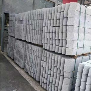 辽阳芝麻白树围石 树池
