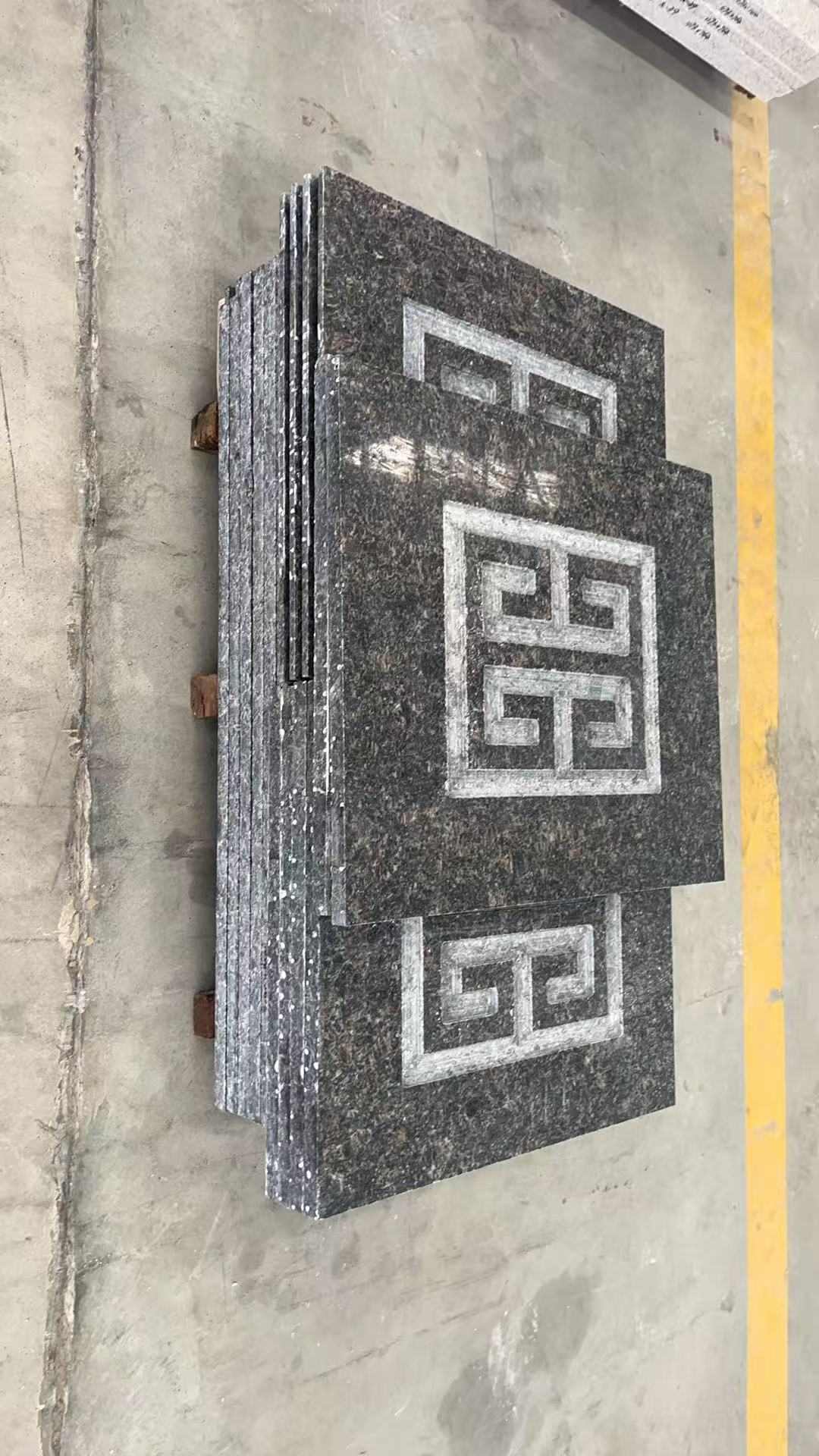 辽阳英国棕回纹雕刻版